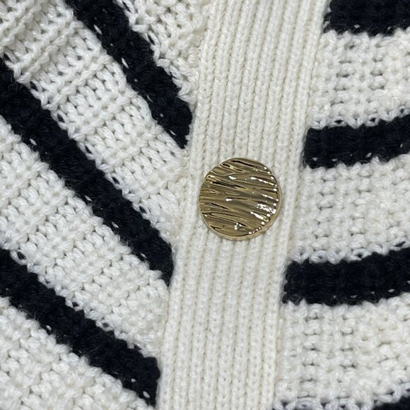 New H & M Knit Sweater Gold Buttons Mock Neck XS Extra Small - Picture 5 of 8